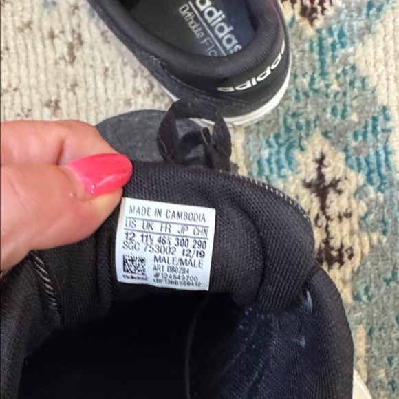 Adidas Men's Charcoal Sneakers. Size 12 - Picture 8 of 8